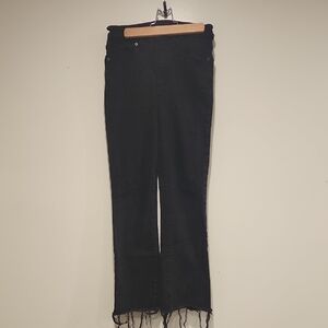 Madewell Black Frayed Ankle Jean [27]